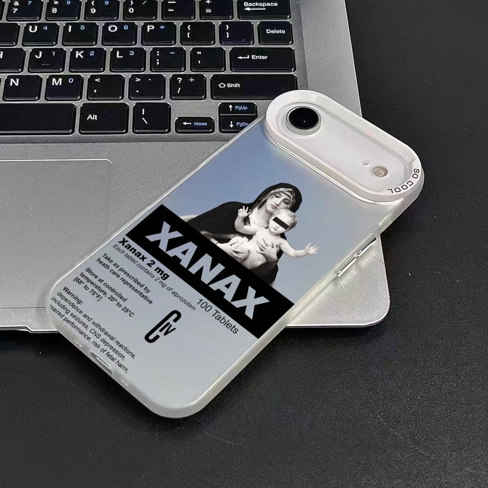 C-Chill Pill XANAXS iPhoneケース  - Apple Iphone 15 のレビューと価格